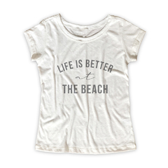 Camiseta Feminina Estampa At the Beach na internet