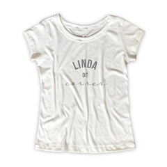 Camiseta Feminina Estampa Linda na internet