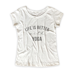 Camiseta Feminina Estampa Yoga na internet