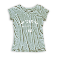 Camiseta Feminina Estampa Gym na internet