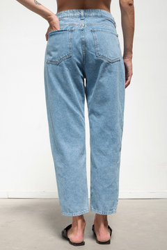 Jean LADY DI Momfit Celeste con bigotes - comprar online