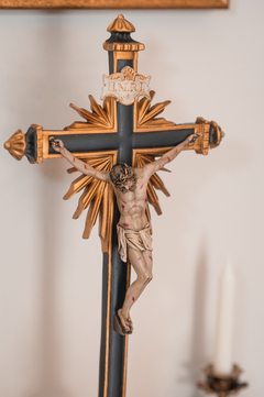 Crucifixo clássico mesa 50 cm - comprar online
