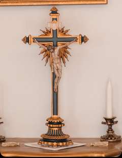 Crucifixo clássico mesa 50 cm