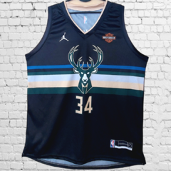 Milwaukee Bucks Black* - comprar online