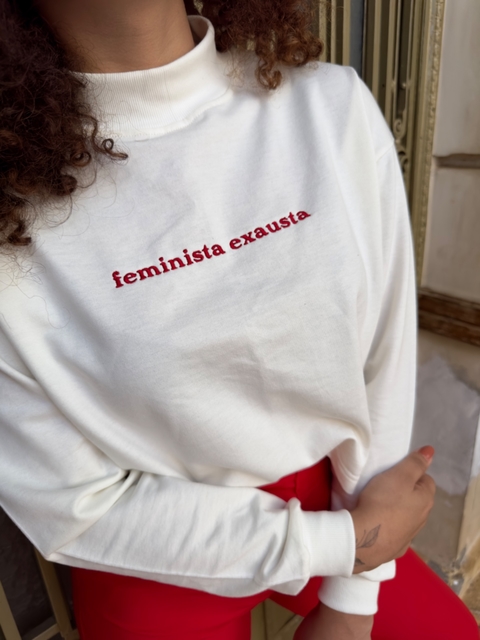 Compre online produtos de The Feminist T-shirt