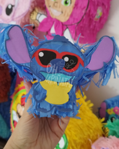 Baby piñata Stitch