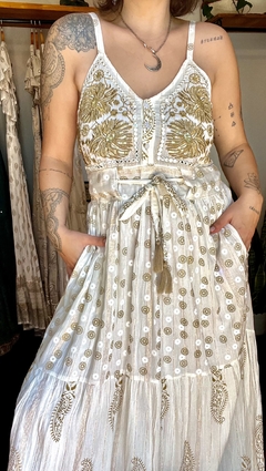 Vestido longo boho Isadora na internet