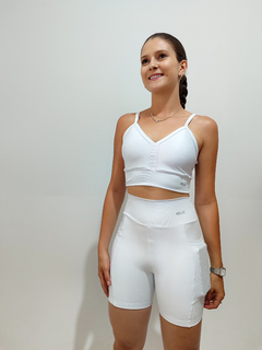 Short Aline branco • com bolso - RELIC FITWEAR