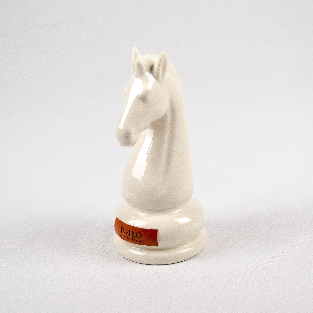 Peça De Xadrez Cavalo Enfeite Decoração Em Cerâmica Creme