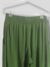 Calça Pantalona pala e elástico verde natureza outono na internet
