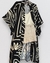 kimono longo estampa abstrata arte em P&B - comprar online