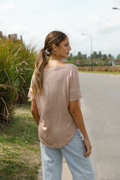 Remera Glow nude - comprar online