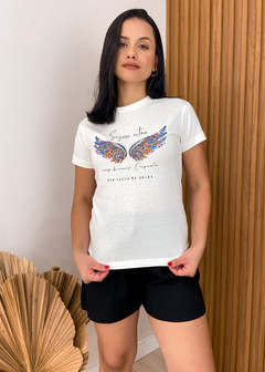 Blusa T-Shirt Feminina Algodão Asas Off-White - O Look do Dia Store - Moda Feminina 