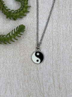 Colar yin yang