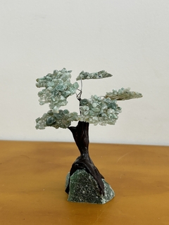 árvore de quartzo verde p