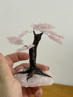 árvore de quartzo rosa p