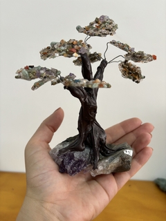 árvore de pedras coloridas m - comprar online