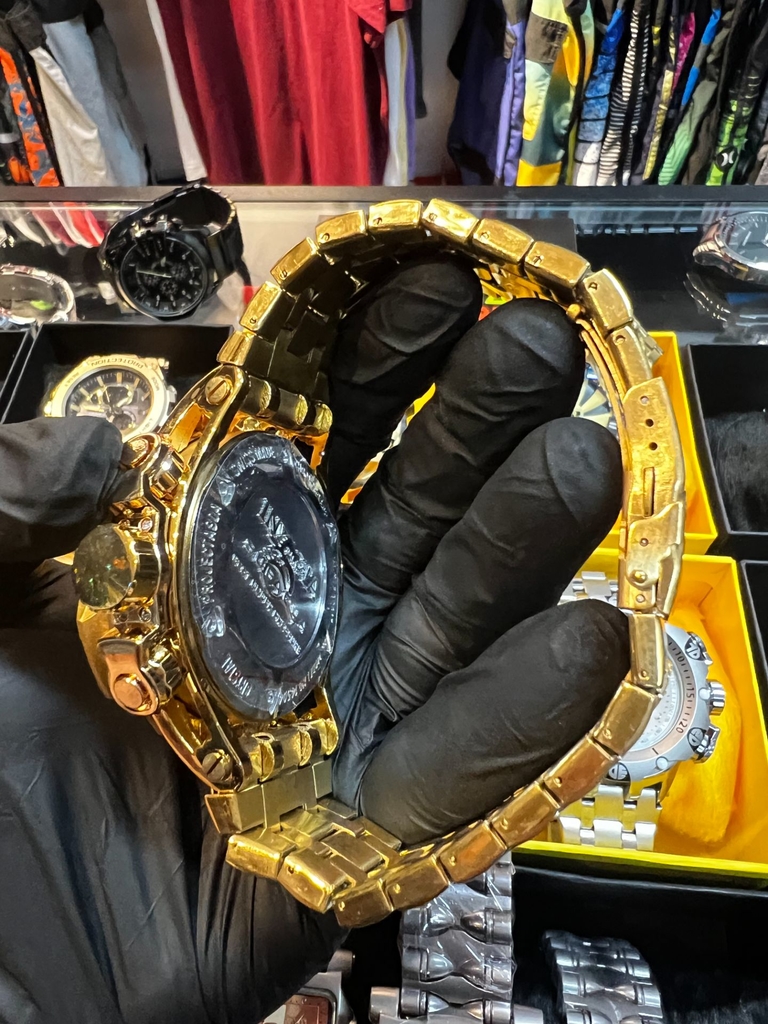 Relogio Invicta Venom Hybrid Skeleton Gold Fundo Gold