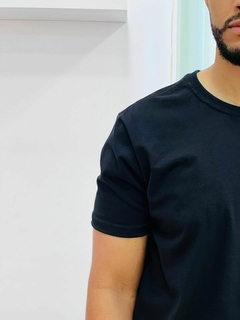 Camiseta em Algodão Preto - comprar online