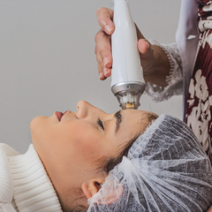 3 sessões de Laser de Rejuvenescimento Facial, Pescoço e Colo - Dra Simone Beauty