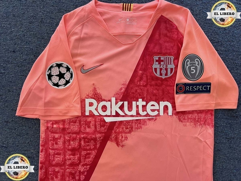 Barcelona Alternativa rosa 2019. 10 Messi. Parche UEFA Champions Leag