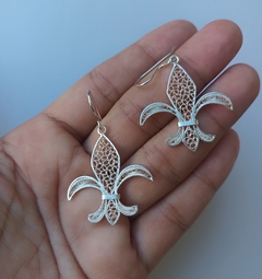 Aretes flor de lis