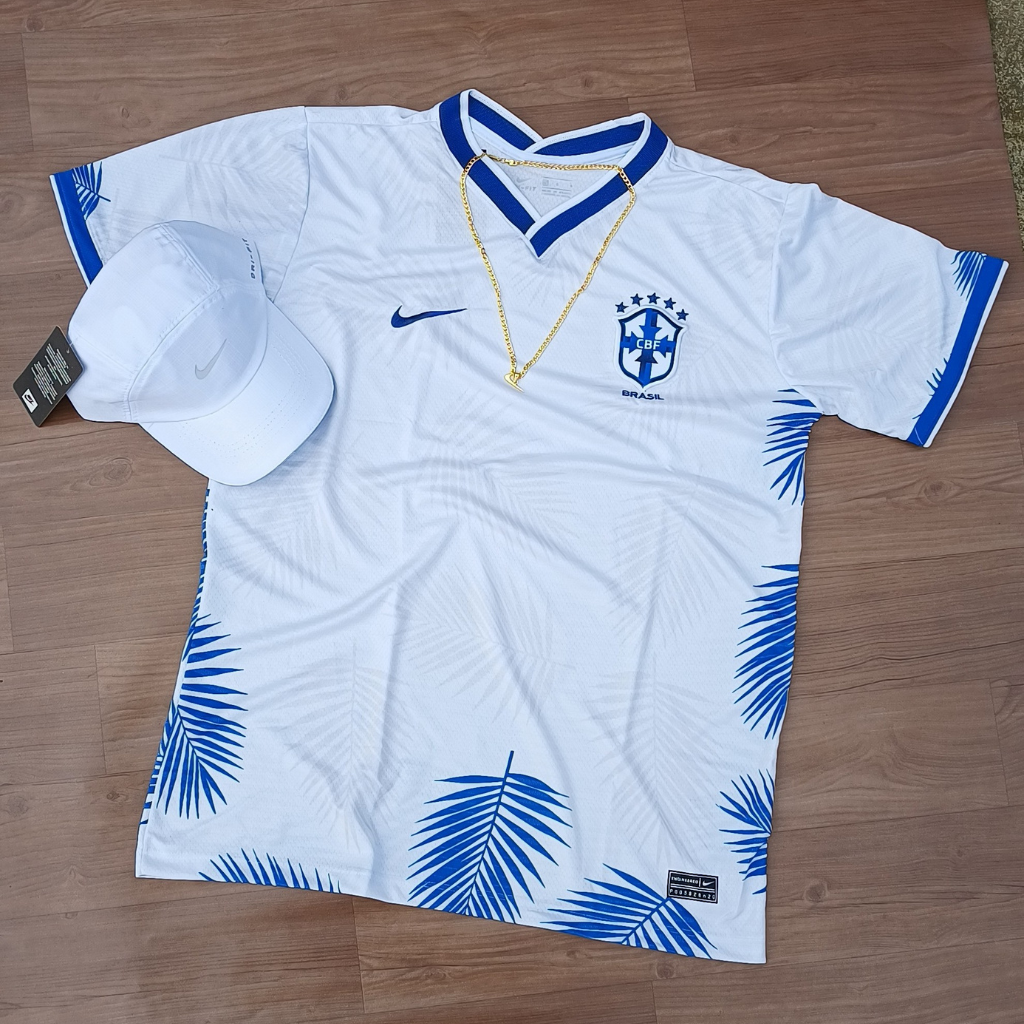 Kit Nova Camisa Da Seleção Brasileira Branca Folhas de Palmeira + Boné nike  Branco Cordão Brinde
