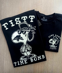 Camiseta - FISTT (Snoopy Maloqueiro - collab Time Bomb - estampa frente e costas)