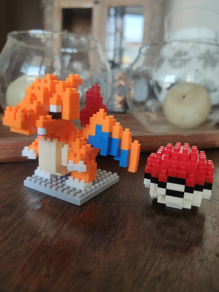 Bonecos Pokémon Nanoblock - Montagem Lego