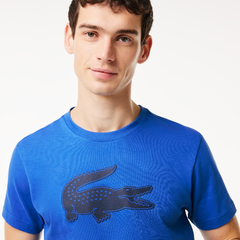 CAMISETA LACOSTE SPORT EM JÉRSEI RESPIRÁVEL COM ESTAMPA 3D DE CROCODILO - comprar online