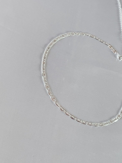 Choker estilo Cartier