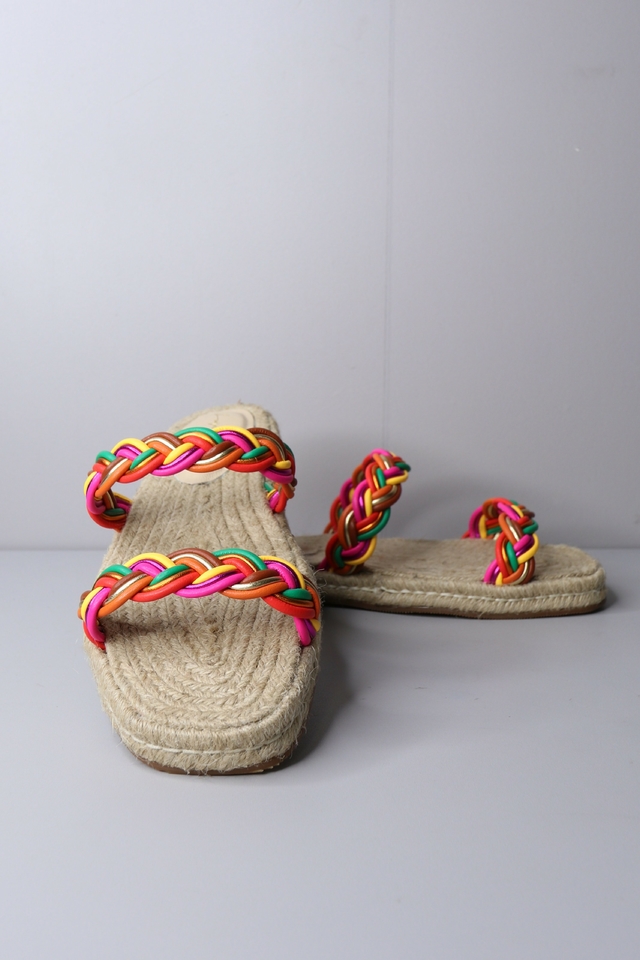 Sand lia Luiza Barcelos 991 14