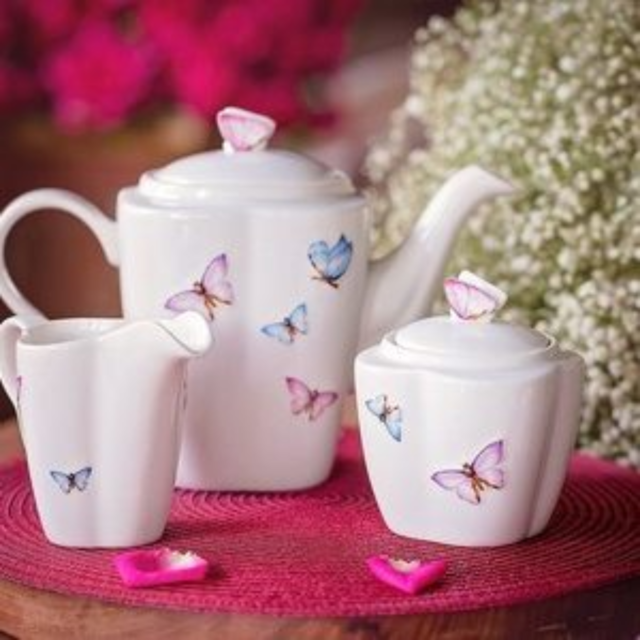 KIT JOGO DE CHÁ 3 PEÇAS PORCELANA BORBOLETA E FLORES Garrafas e