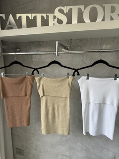 SALDO • Blusa tricot ombro a ombro | sem manga