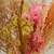 Vaso de Vidro Canelado com Folhas Natural Rosa - comprar online