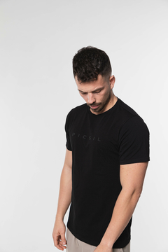 REMERA PICSIL HOMBRE IMPORTADA PREMIUM CORE 2.0 NEGRA en internet