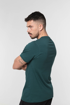 REMERA PICSIL HOMBRE IMPORTADA PREMIUM CORE 2.0 VERDE - MMEDD