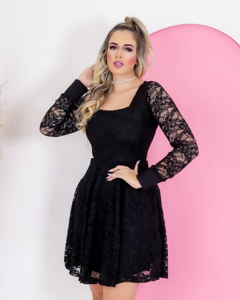 Vestido preto rodado com renda deals