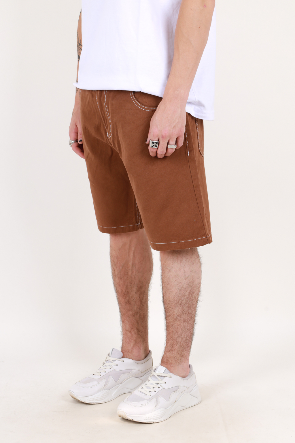 Bermudas marrones sales