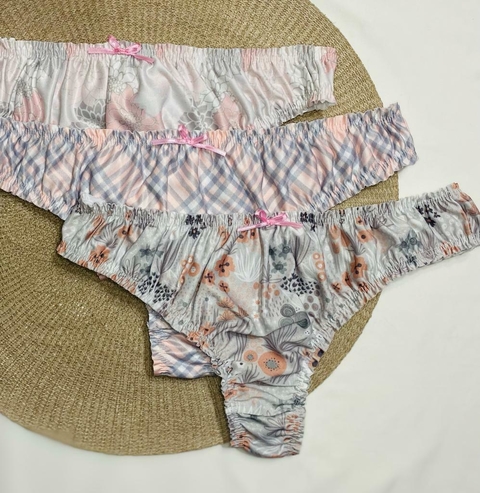 Colaless fruncida clearance