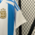 camisa-camiseta-uniforme-da-selecao-argentina-1-i-home-casa-titular-listrada-branca-e-azul-adidas-copa-do-mundo-america-24-25-2024-2025-masculina-masculino