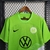 camisa-camiseta-uniforme-do-wolfsburg-i-1-home-casa-titular-verde-e-branca-branco-green-nike-23-24-2023-2024-fan-torcedor-masculino-masculina