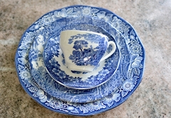 Trio para Te Enoch Wedgwood England, Pattern Woodland y Coaching Days Azul C1960 en internet