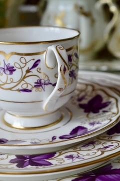 Precioso Trio para Te Porcelana Royal Worcester England , Pattern Purple Vine 1992. - tienda online