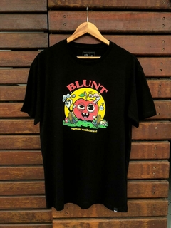 Camiseta Blunt