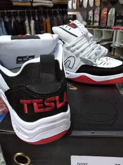 Tênis Tesla Nine Black White Red - loja online