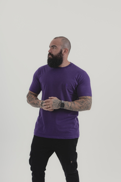 CAMISETA ESSENTIAL | PURPLE na internet