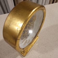 Reloj mesa dorado mecanismo movil 29cm - kazaru
