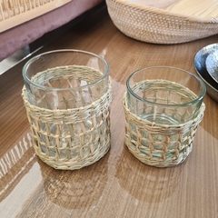 Vaso Posavela Rattan y vidrio calado grande 10cm - comprar online