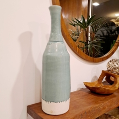 Florero botellon verde base blanca ceramica XL 60cm - tienda online